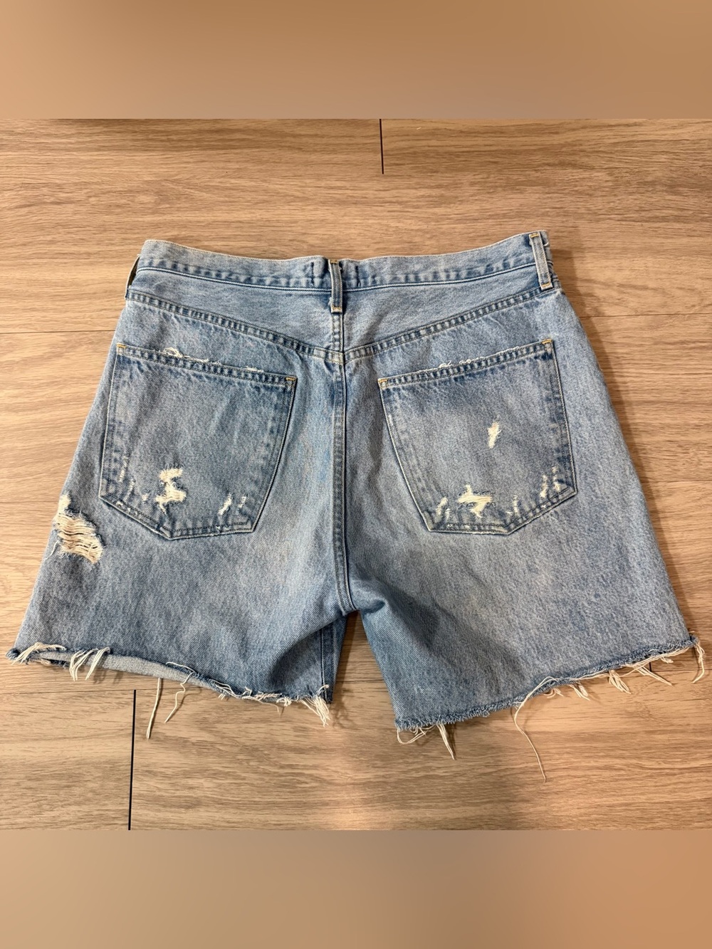 AGOLDIE, 90's Mid Rise Loose Fit Distressed Denim Shorts | Women's 30 - Picture 2 of 10
